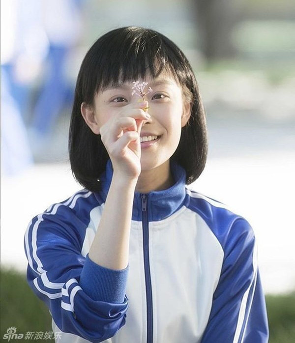 Vì sao các “nữ thần thanh xuân” phim Hoa ngữ đều chọn kiểu tóc quen thuộc này? ảnh 4