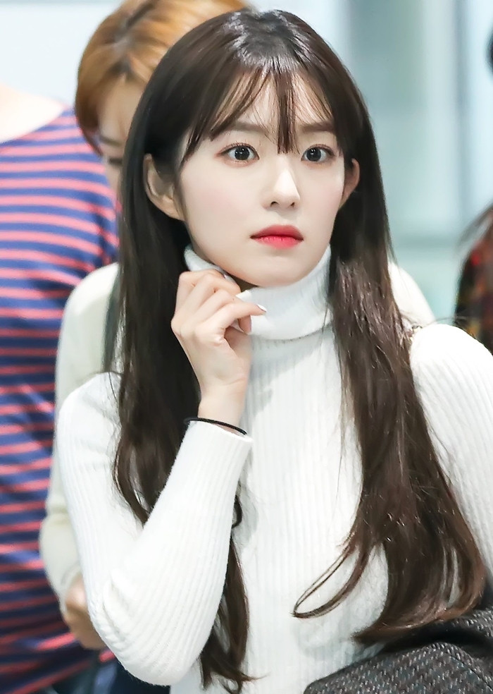 Cứ ngỡ tóc mái ai để cũng hợp nhưng K-Pop chỉ có hai nữ idol được nhận xét là đẹp nhất ảnh 6