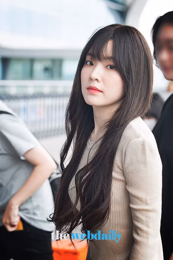 Cứ ngỡ tóc mái ai để cũng hợp nhưng K-Pop chỉ có hai nữ idol được nhận xét là đẹp nhất ảnh 7