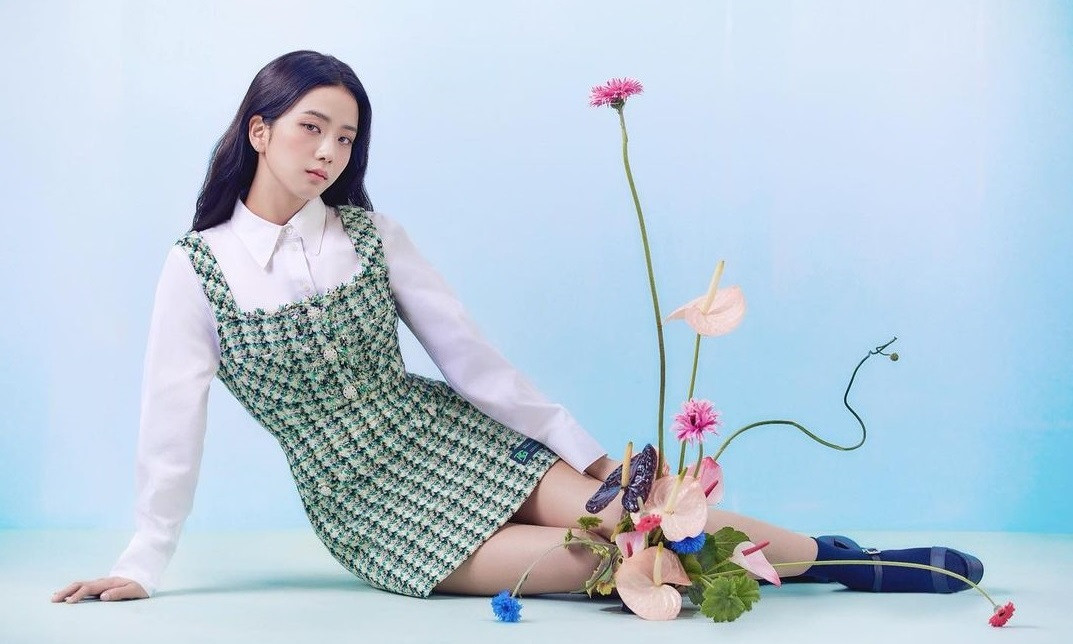 Vừa mời Jisoo làm nàng thơ, nhãn hàng thời trang này đã bị netizen chê bai vì sửa ảnh quá đà ảnh 5