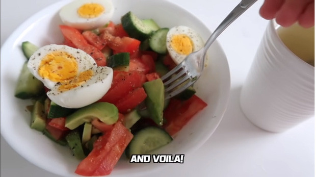 Chế độ ăn kiêng của BLACKPINK thần thánh cỡ nào mà vòng eo giảm tới 3,5 cm chỉ sau ba ngày ảnh 2