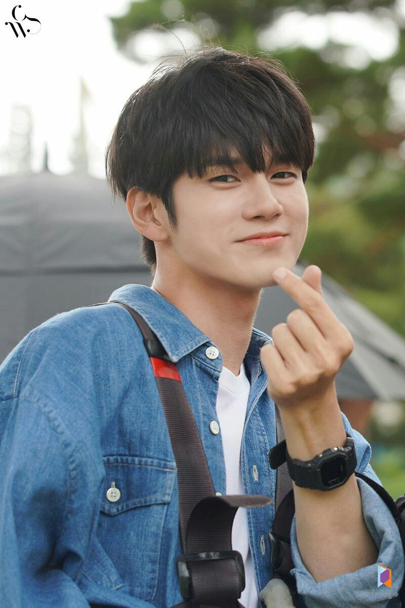 Chỉ một câu nói, Ong Seong Woo khiến cư dân mạng trầm trồ khen EQ quá đỉnh ảnh 3