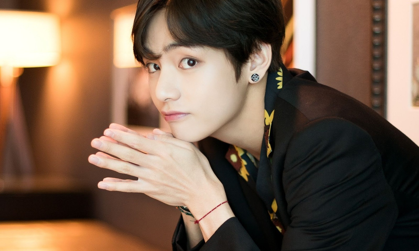 Chiếc vòng tay bé nhỏ của V (BTS) đã cứu một doanh nghiệp khỏi cảnh phá sản ảnh 4