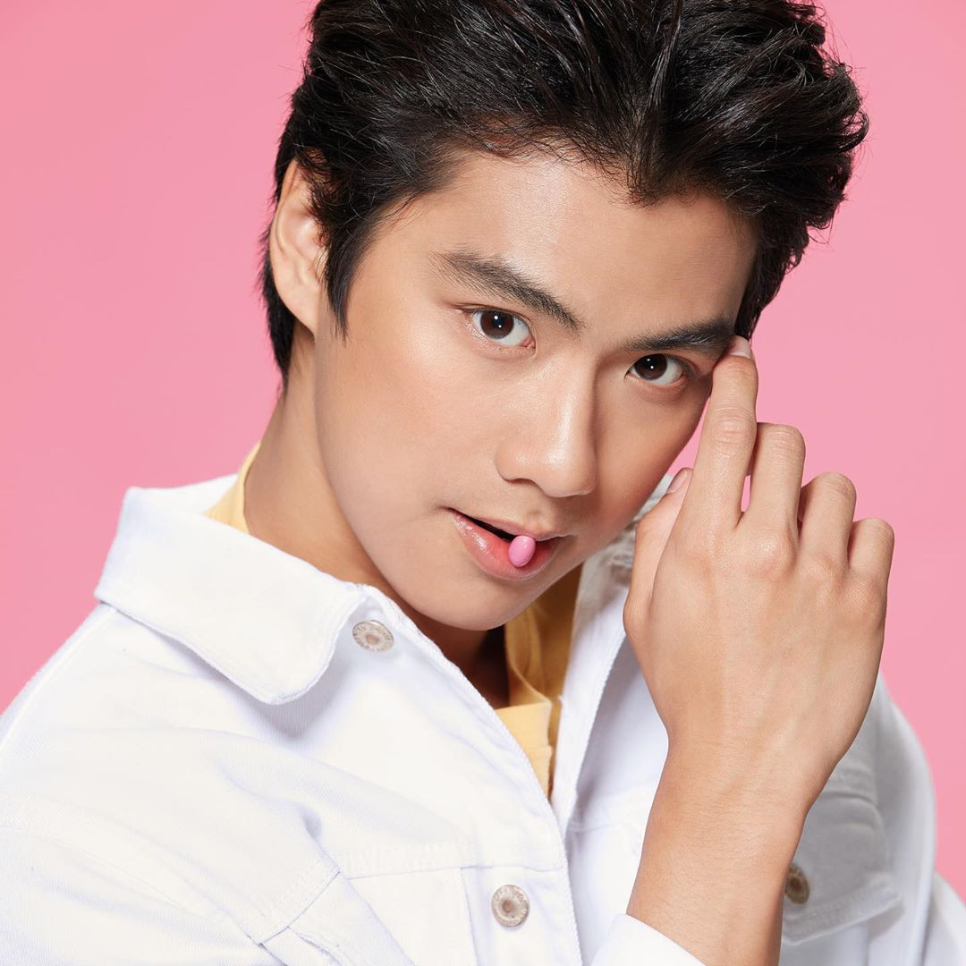 Cực phẩm Ohm Pawat cùng 20 điều đáng yêu khiến trái tim fangirl đổ liêu xiêu ảnh 9