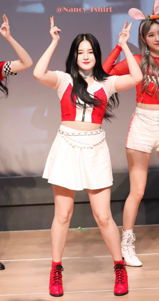 Nghe Nancy (Momoland) than thở, bạn sẽ hiểu vì sao idol K-Pop giảm cân bằng mọi giá ảnh 2