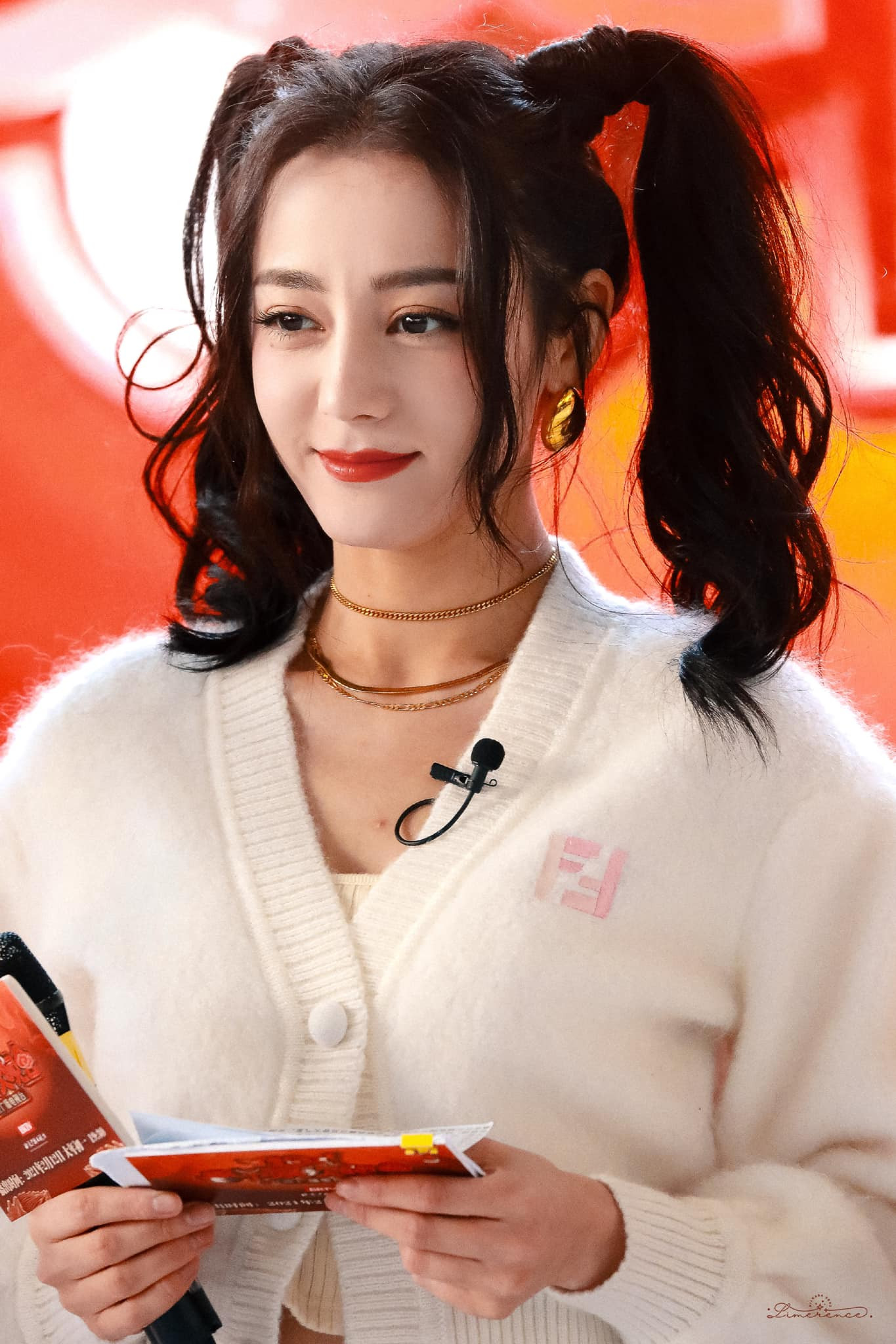 Đây chính là kiểu tóc siêu kén khuôn mặt, xinh đẹp thôi chưa đủ mà còn cần cả thần thái ảnh 2