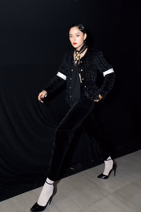 “Bạn gái màn ảnh” của Sơn Tùng M-TP đụng hàng áo Chanel với G-Dragon ảnh 5