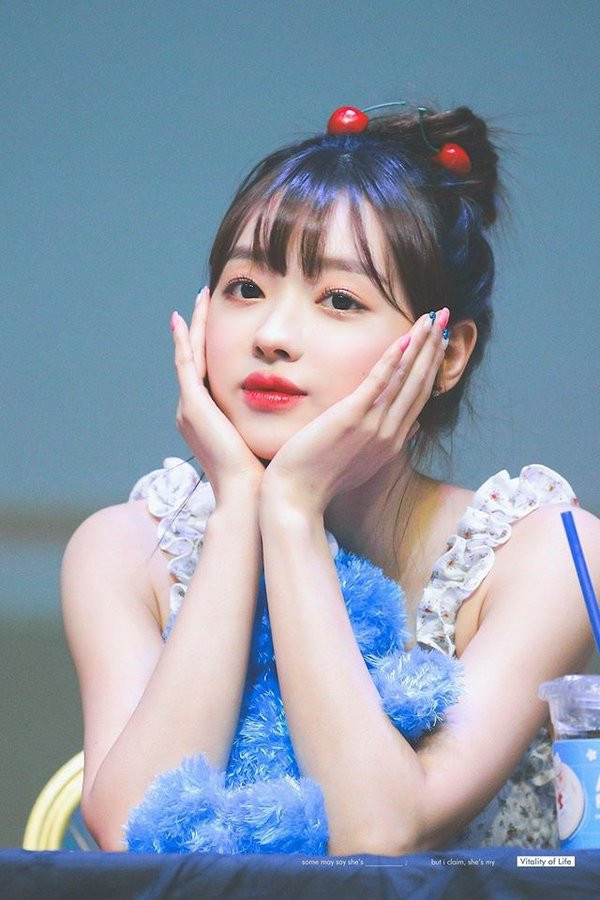 YooA (Oh My Girl) xinh đẹp cỡ nào mà được người Hàn quan tâm hơn cả Jennie (BLACKPINK)? ảnh 6