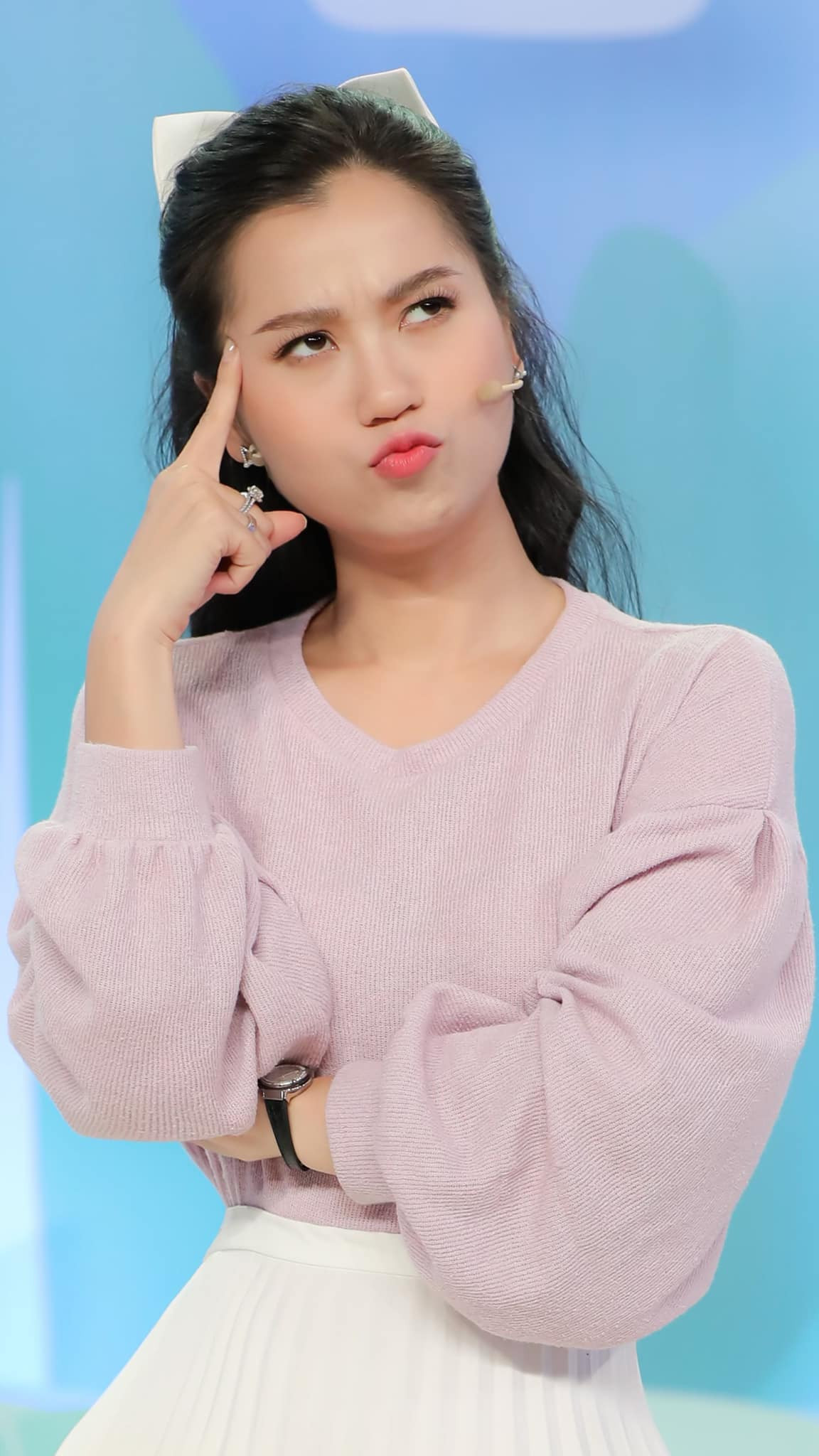 Phải chăng Lâm Vỹ Dạ hơi kém duyên khi “cà khịa” chuyện hôn nhân của Minh Hằng? ảnh 1