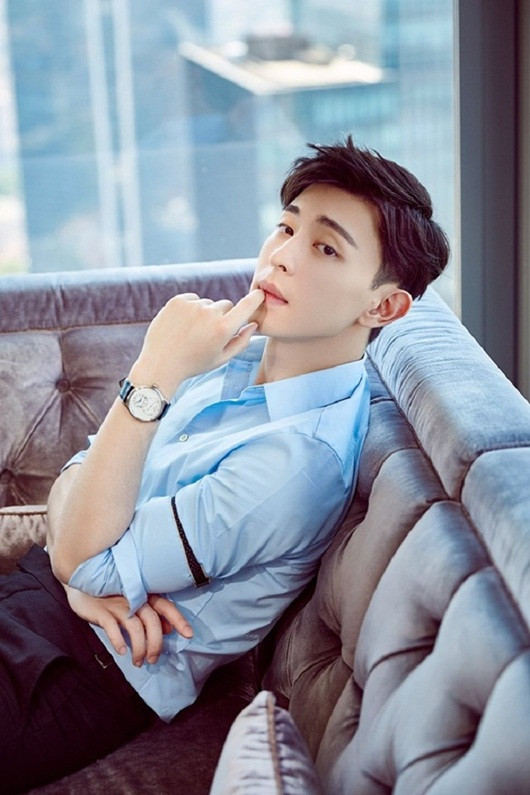 Fangirl siêu giàu: Chi tận 11 tỷ đồng cho “bà mối” vì tưởng cưới được Đặng Luân! ảnh 1