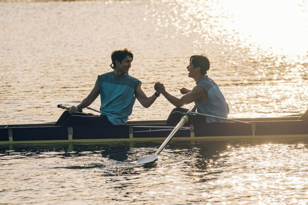 Lee Min Ho lại khoe phong độ đỉnh cao đốn tim fan trong “Quân Vương Bất Diệt” ảnh 2