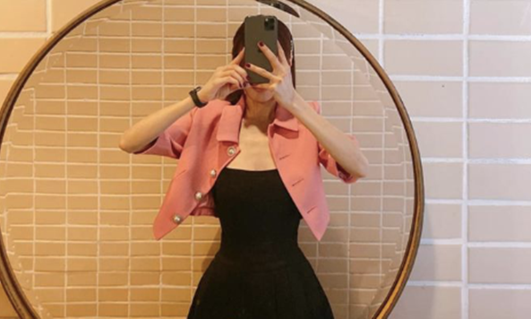 Nhã Phương mới đăng tải bức hình khoe khéo vòng eo con kiến Lúc Seo Ye Ji khoe vòng eo siêu nhỏ thì được khen, cớ sao đến Nhã Phương lại bị chê? ảnh 3
