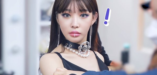 Từng được khen là có vẻ đẹp cá tính nhưng Chungha giờ bị nhận xét trông hệt Park Bom ảnh 4