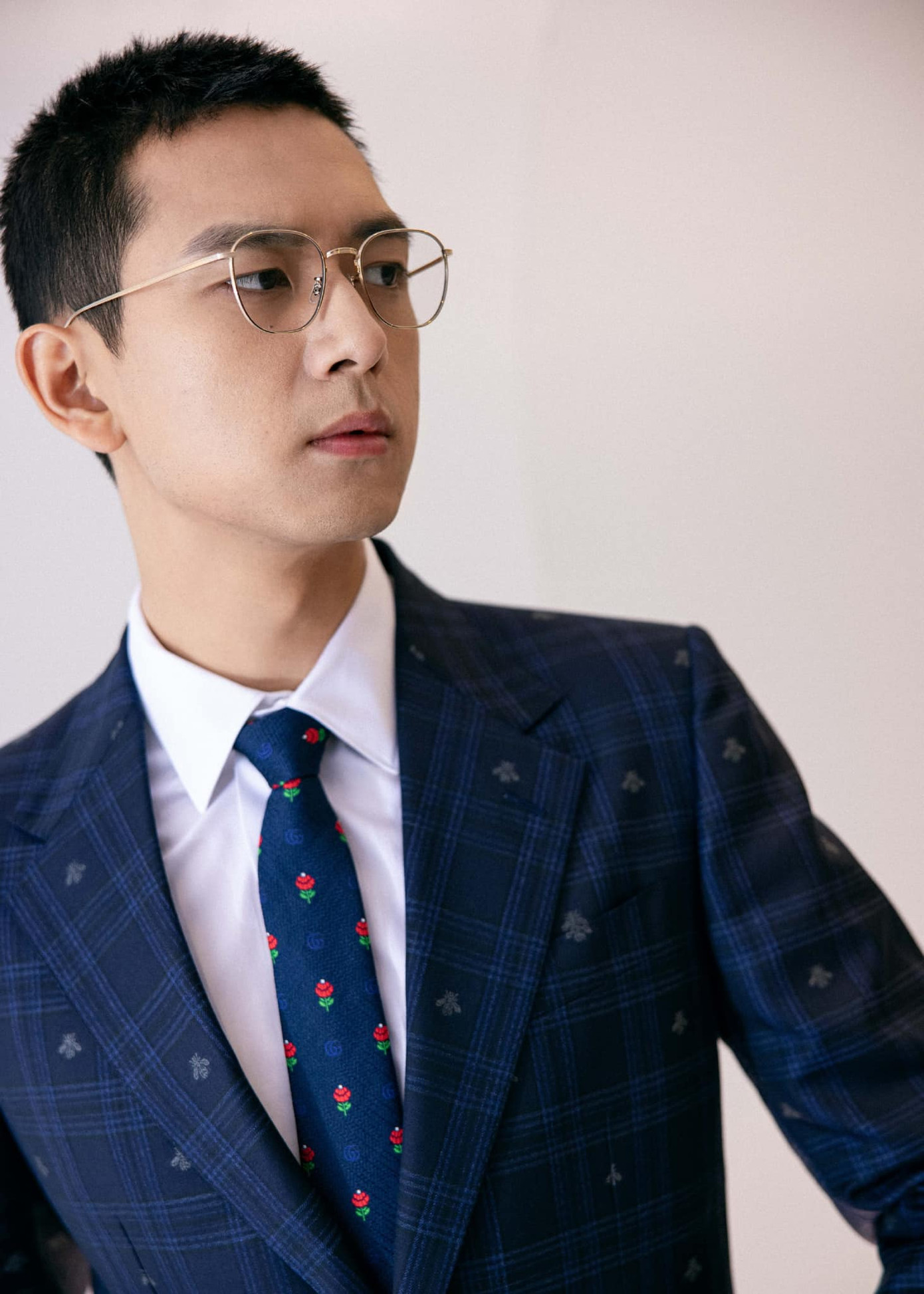 Chưa bao giờ sao nam C-Biz mặc đồ thời trang cuốn hút đến thế ở “Tinh Quang Đại Thưởng” ảnh 7