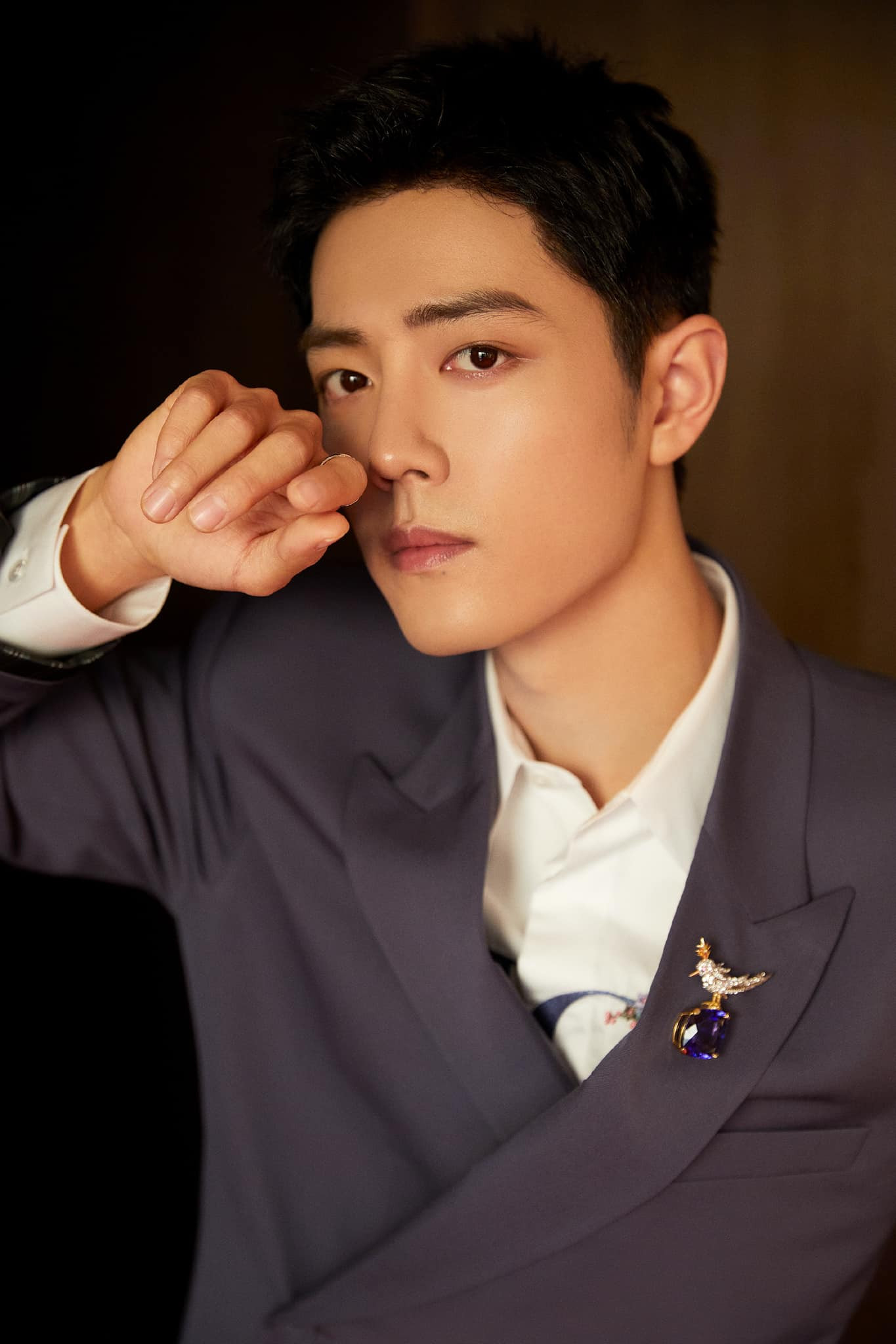 Chưa bao giờ sao nam C-Biz mặc đồ thời trang cuốn hút đến thế ở “Tinh Quang Đại Thưởng” ảnh 3