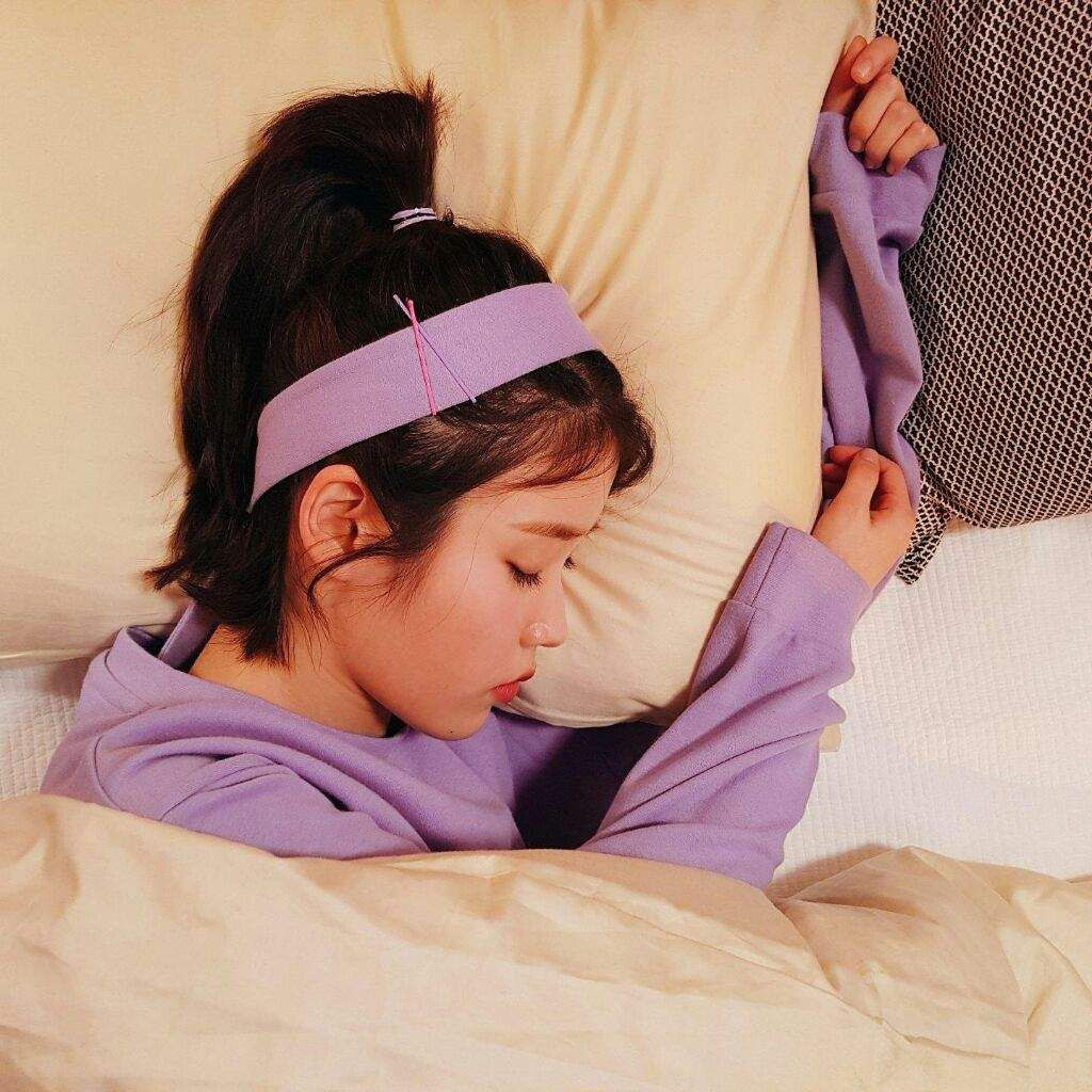 Biết rằng hành động này không tốt cho làn da nhưng nhiều nữ idol vẫn không thể từ chối ảnh 2