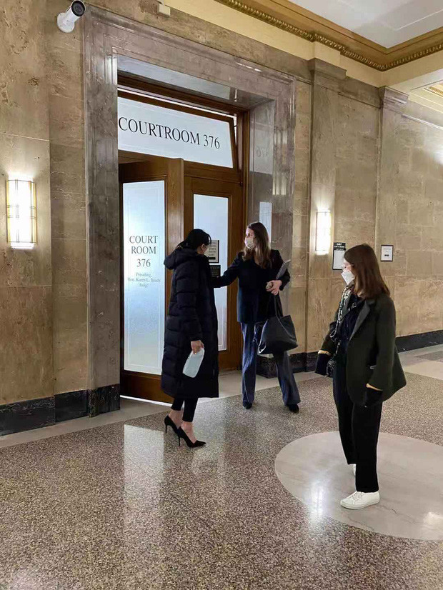 Trịnh Sảng trong phiên tòa tại Mỹ: Vẫn không quên địa vị ngôi sao chỉ qua chi tiết này ảnh 3