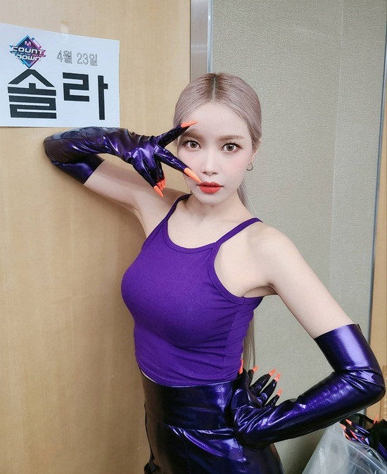 Sao Hàn 24H: Chanyeol tỉnh bơ trước thính “fan gơ”, Cha Eun Woo đóng phim làm từ webtoon ảnh 4