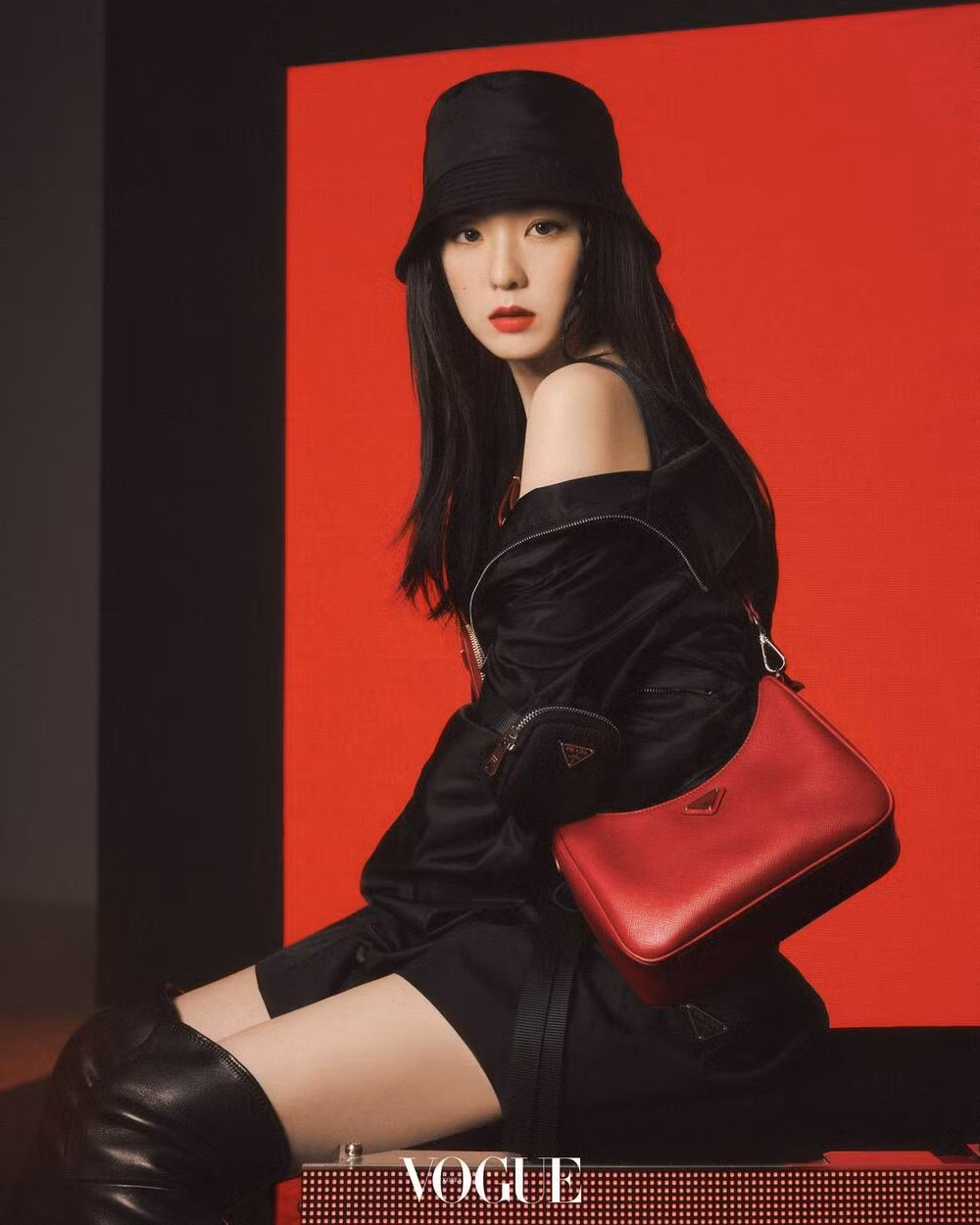 Bê bối từ Irene, Chanyeol đến Trịnh Sảng: Liệu còn ngôi sao nào muốn làm người đại diện cho Prada? ảnh 1