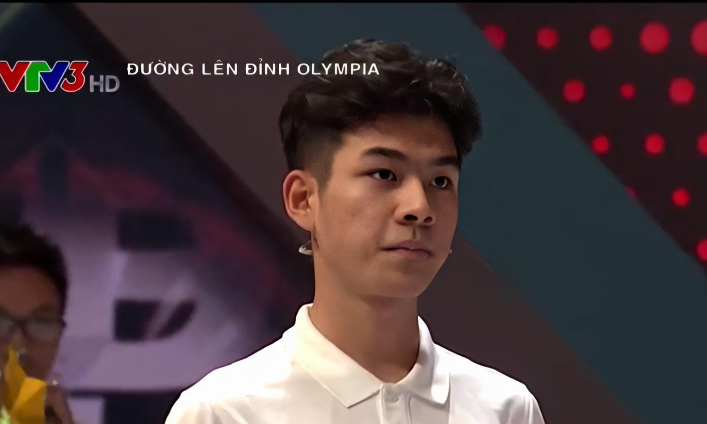 Kiều Ngọc Bảo, chàng “Giang Thần” góc nghiêng cực phẩm bước ra từ “Đường lên đỉnh Olympia“ ảnh 4