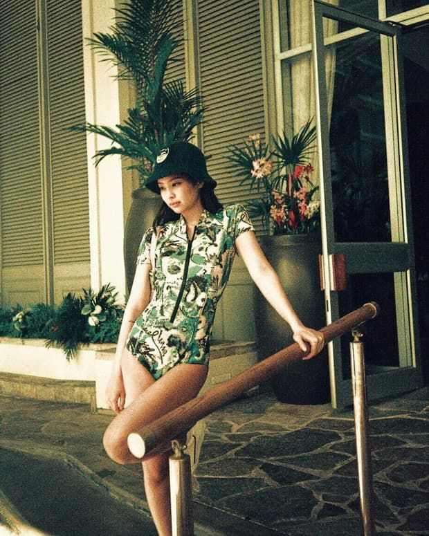 Dù diện đồ bơi kín đáo hay mát mẻ thì sao Hàn vẫn kịp khoe đường cong quyến rũ ảnh 5