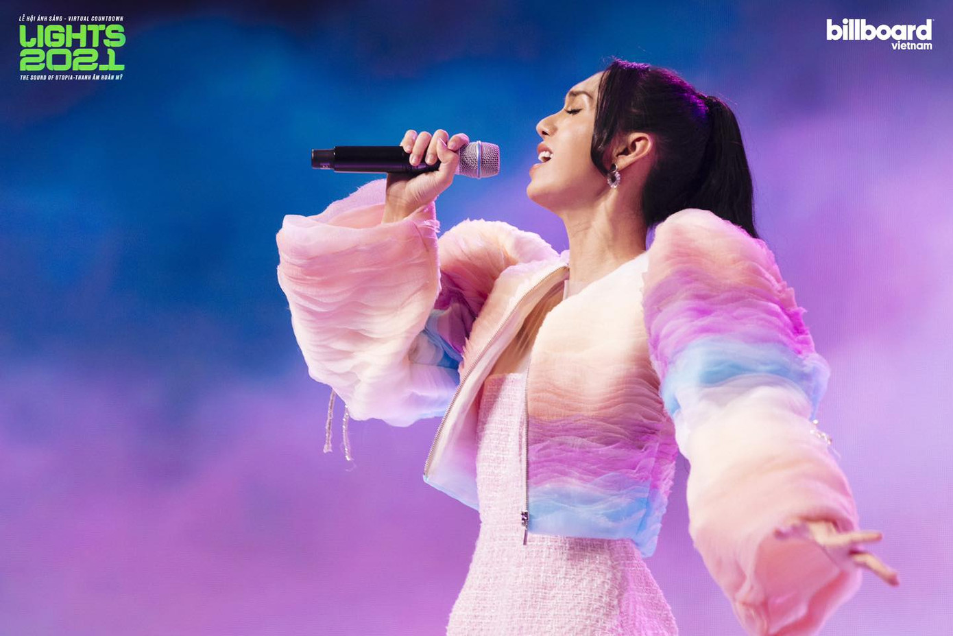 Lynk Lee chấp nhận mạo hiểm phẫu thuật thêm lần nữa để được là con gái trọn vẹn ảnh 1