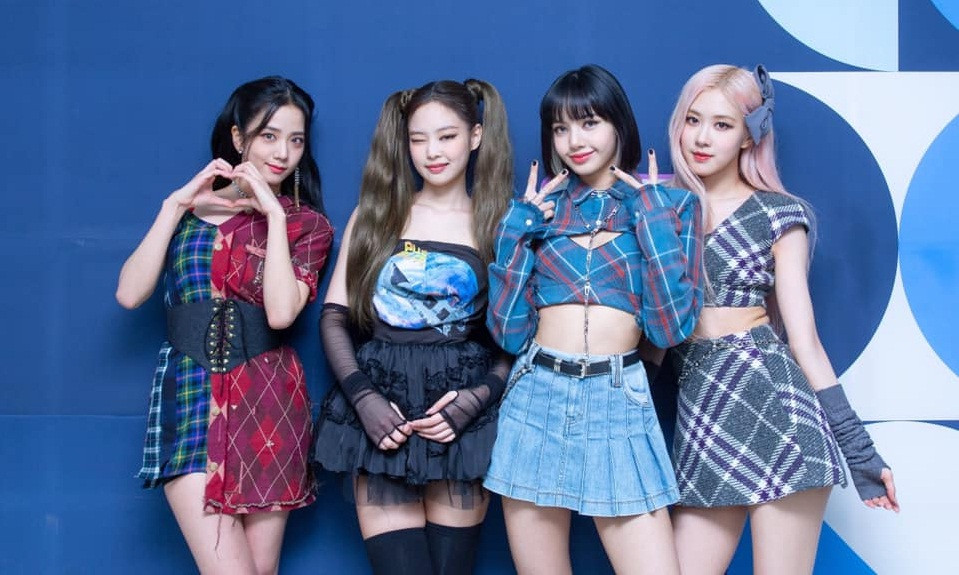BLACKPINK đã chiếm cả bốn vị trí đầu bảng Đi tìm Nữ hoàng K-Pop 2020: BLACKPINK chiến thắng ngoạn mục cỡ nào mà khiến fan sững sờ? ảnh 2