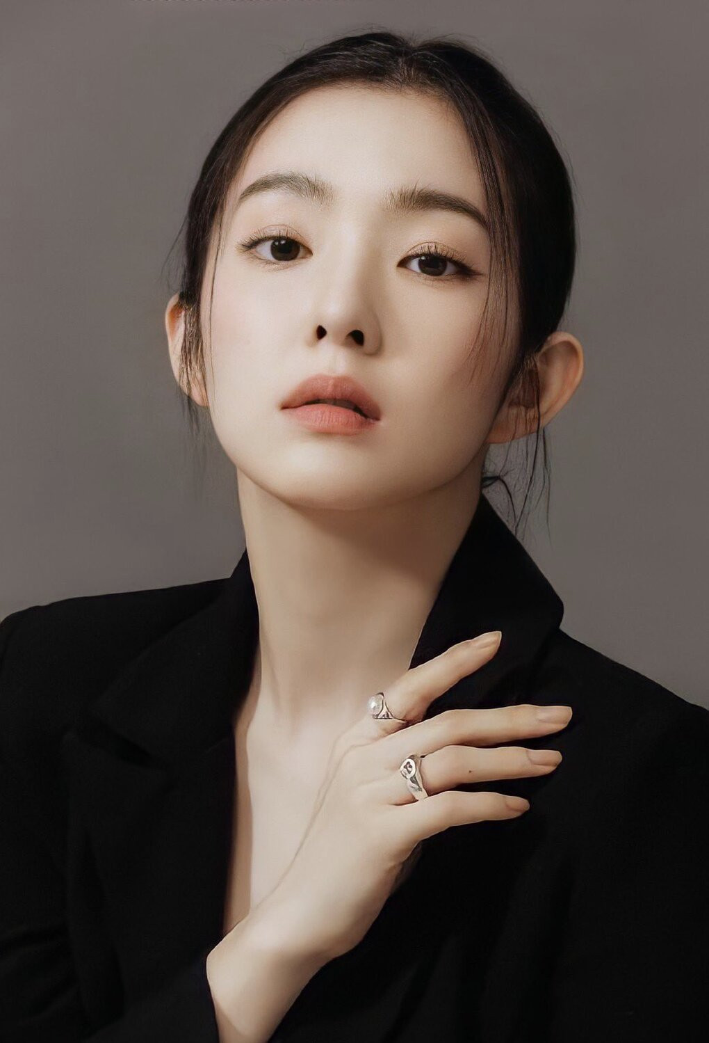 Gương mặt đẹp hiếm thấy sẽ giúp Irene (Red Velvet) “tẩy trắng” scandal thái độ? ảnh 2