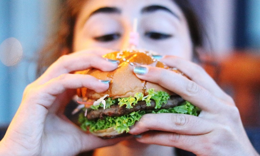 Nghĩ kỹ trước khi định mời mấy cô nàng Hoàng đạo này đi ăn kẻo phá sản đấy! ảnh 3