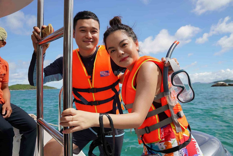 Quang Vinh và Phạm Quỳnh Anh phản ứng ra sao khi bị chỉ trích “phá hoại môi trường“? ảnh 3