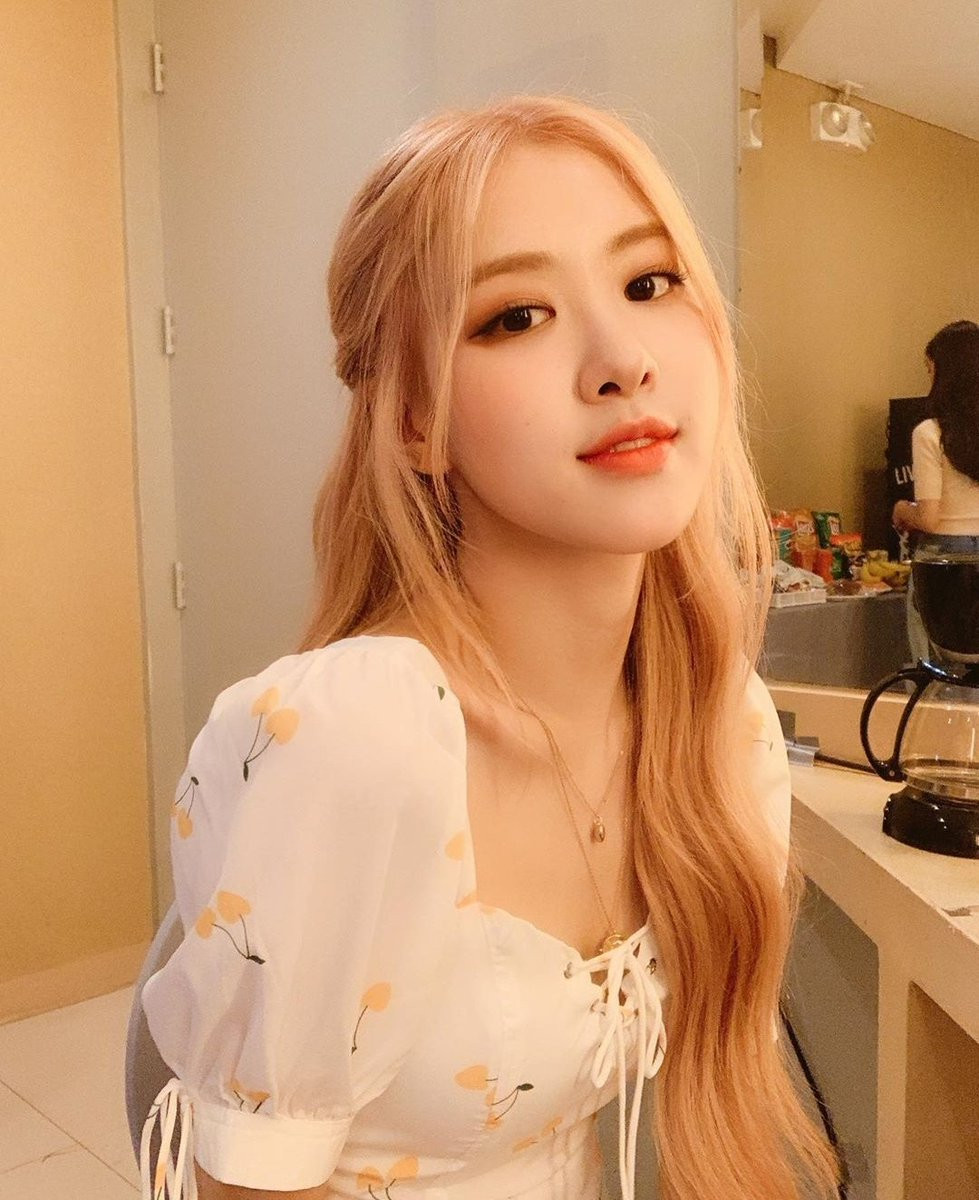 Bí mật phía sau việc Rosé chăm nhuộm tóc nhất nhóm BLACKPINK dù biết hại tóc ảnh 8