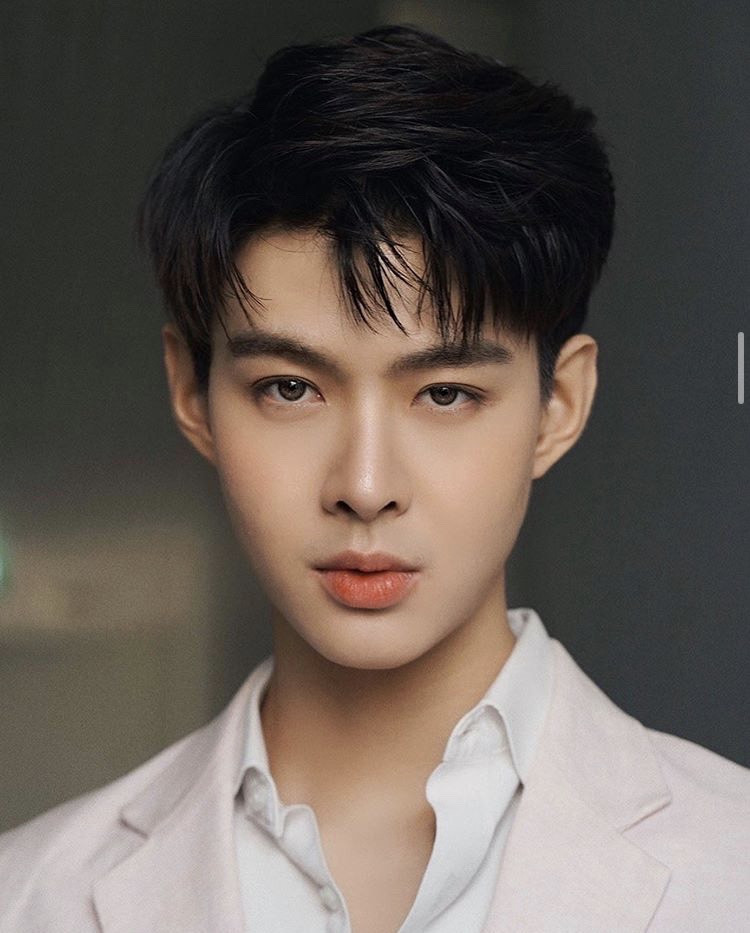 Những tiểu mỹ thụ xứ chùa Vàng đẹp hơn hoa, ai nhìn cũng chỉ muốn "đem ngay về nuôi" ảnh 2