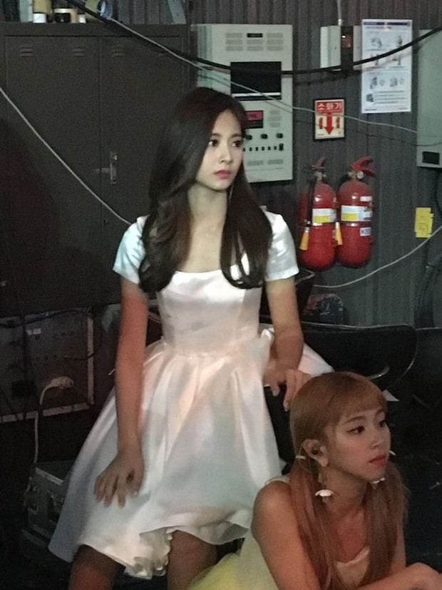 Ngược đời như Tzuyu (TWICE): Gặp bên ngoài còn xinh đẹp hơn ảnh đã qua chỉnh sửa ảnh 6