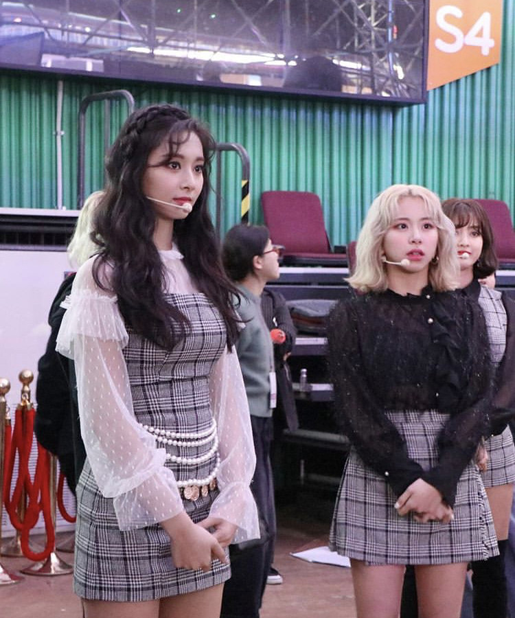 Ngược đời như Tzuyu (TWICE): Gặp bên ngoài còn xinh đẹp hơn ảnh đã qua chỉnh sửa ảnh 10