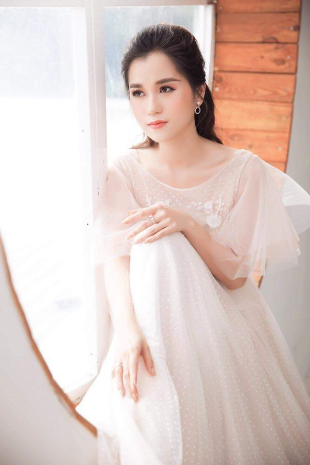 Bị fan cuồng “tặng quà” theo cách bất lịch sự, Lâm Vỹ Dạ không nén nổi giận dữ ảnh 1