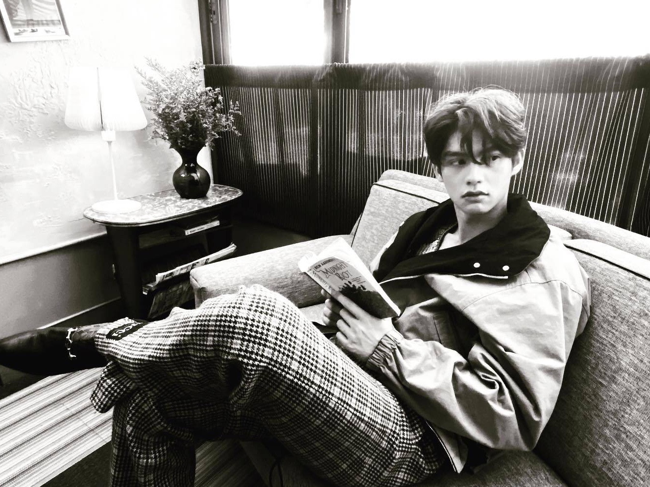 Càng biết về Bright Vachiwawit, bạn sẽ càng “lọt hố” chàng trai lấp lánh như ánh nắng ảnh 3