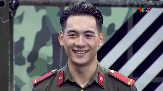 “Chiến sĩ soái ca” Phùng Thế Văn: Đã trót yêu thì mọi tiêu chí đều vô nghĩa cả ảnh 2