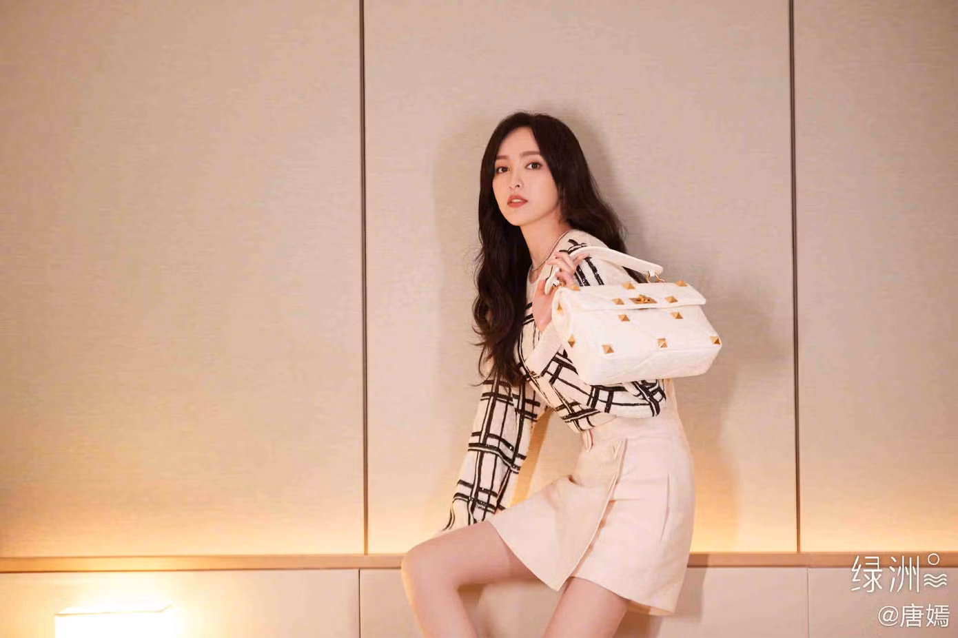 Cận cảnh “đôi chân cực phẩm” của Dương Mịch, Đường Yên: Khó có thể khen là đẹp ảnh 6