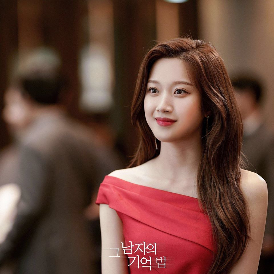 Không phải một idol đình đám, cô gái này mới là nữ chính cho phim “True Beauty”? ảnh 4