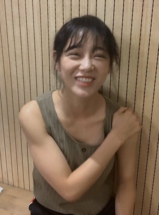 Vì đâu Kim Sejeong phá vỡ tiêu chuẩn “mình hạc xương mai” nhưng lại được netizen khen ngợi ảnh 2