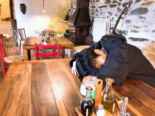 Đăng toàn ảnh vừa xấu vừa nhòe mà Lee Min Ho thành “ông hoàng mạng xã hội” là sao? ảnh 5