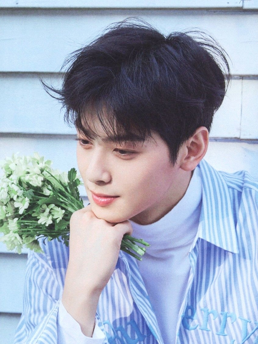 Netizen tin rằng nam idol này sẽ “gánh nghiệp” nặng nhất trong 4 chàng trai đến Itaewon ảnh 3