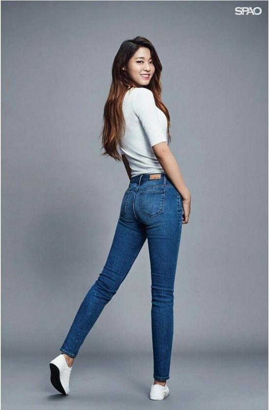 Đâu cần ăn vận cầu kỳ, những mỹ nhân K-Pop này mặc quần jeans vẫn đẹp hút hồn ảnh 6