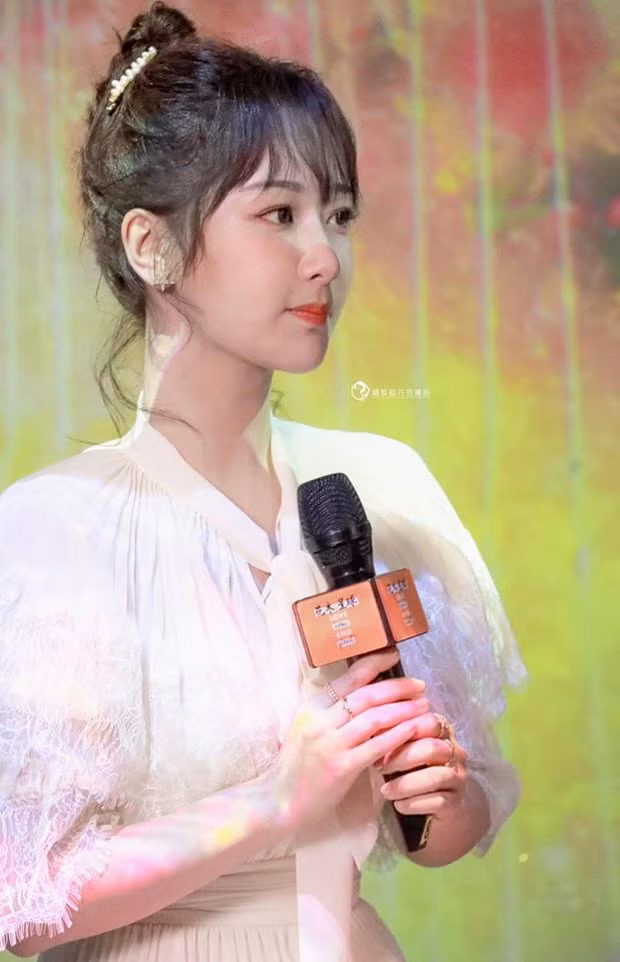 Dương Tử đập tan tin đồn “tăng cân vì nghiền trà sữa” chỉ bằng hành động này ảnh 7