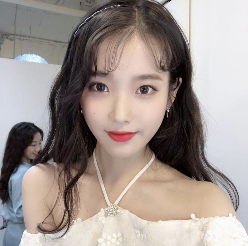 Thôi đừng ghét nốt ruồi của mình nữa, đầy idol có nốt ruồi trên mặt vẫn được khen đẹp ảnh 17