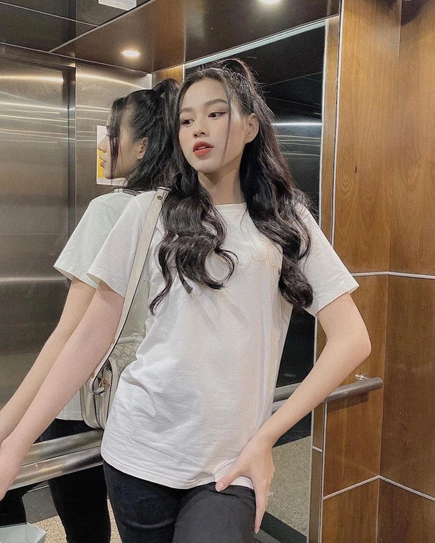 Đã tìm ra thương hiệu “chân ái” của Hoa hậu Đỗ Thị Hà khi gia nhập thế giới đồ hiệu ảnh 5