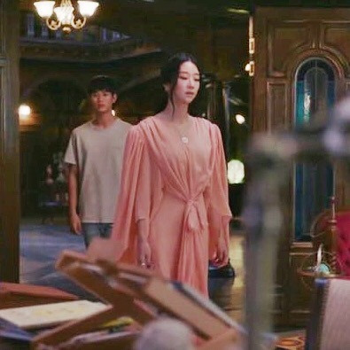 Liên tục đụng hàng mỹ nhân châu Á nhưng Seo Ye Ji vẫn thắng thế nhờ phối đồ cao tay ảnh 7