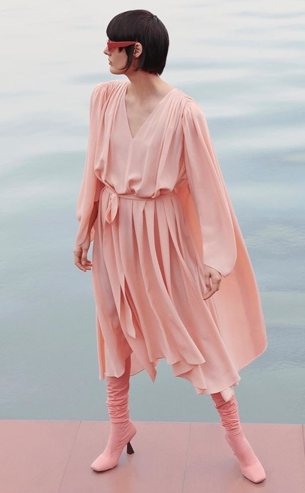 Liên tục đụng hàng mỹ nhân châu Á nhưng Seo Ye Ji vẫn thắng thế nhờ phối đồ cao tay ảnh 4