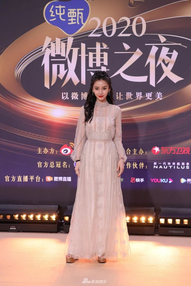 Đại chiến nhan sắc trên thảm đỏ Đêm hội Weibo 2020: Triệu Lệ Dĩnh, Angela Baby phải chịu thua đàn em ảnh 5