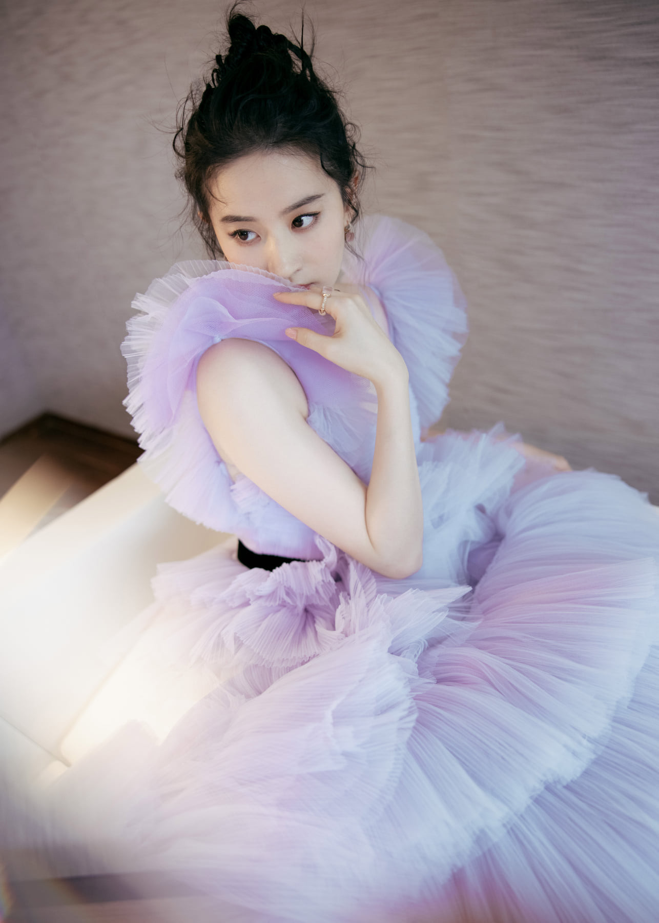 Lạ kỳ như Lưu Diệc Phi, cứ giảm cân là được công nhận “đẹp như thần tiên tỷ tỷ” ảnh 7